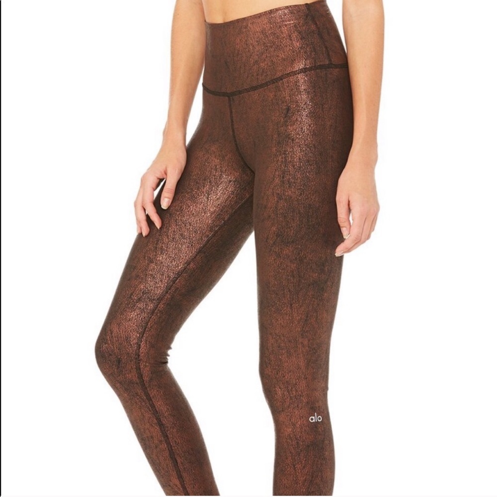 Alo Yoga Airbrush Leggings in Copper Metallic